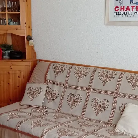 2 Pieces Avec Terrasse, Proche Navettes Et Jardins D'enfants, Quartier Calme - Fr-1-676-155 Chatel